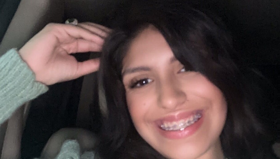 MHBeautyy image 1