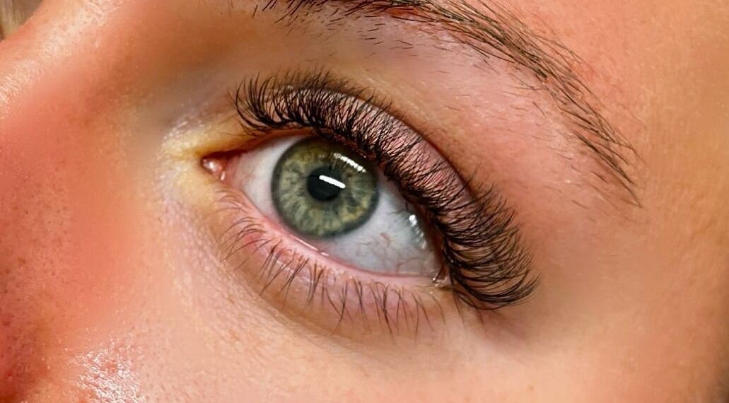 Close-up of styled eyelashes at Bayside Lashes Studio, Melbourne, Victoria, AU.