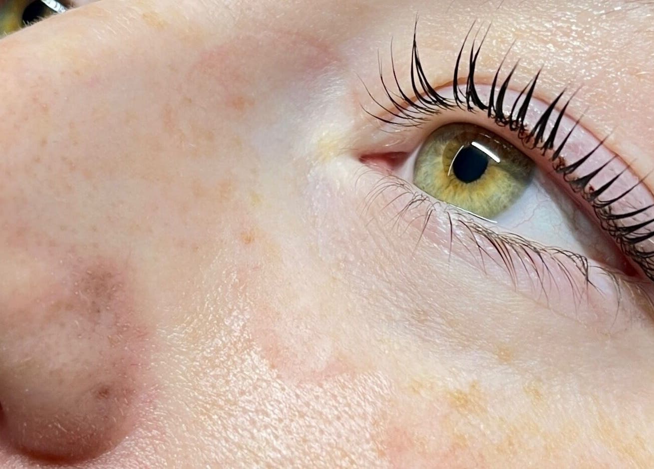 Close-up of perfect lashes at Bayside Lashes Studio, Melbourne, Victoria, AU.