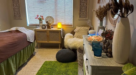 Aroma Thai Therapeutic Massage