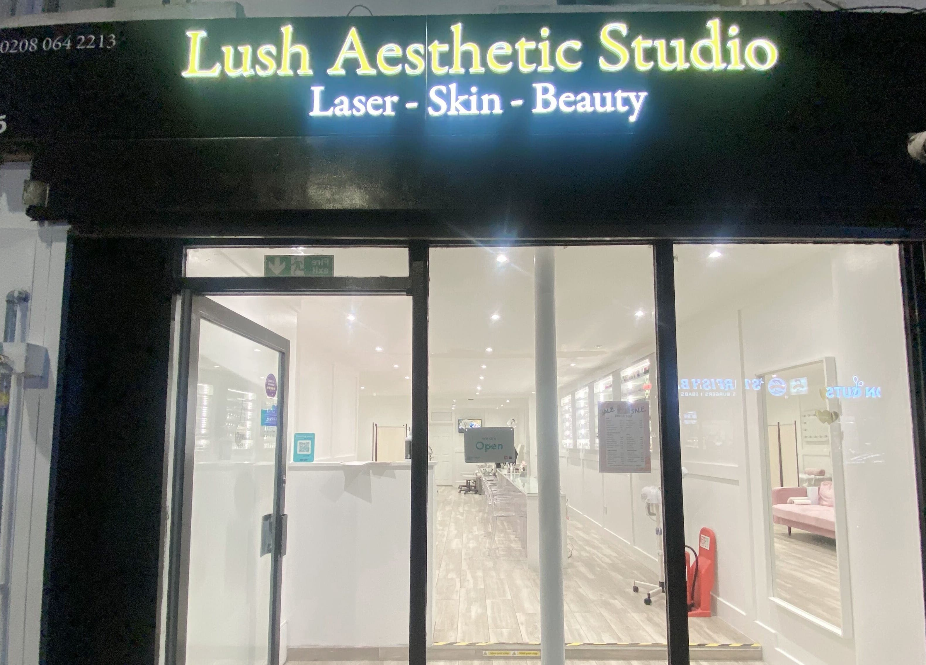 Front view of Jelly Nails, a stylish salon located in London, England, GB, showcasing a modern aesthetic.