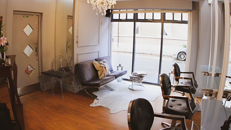 Oliver James Salon image 1