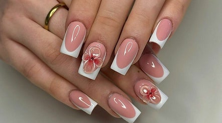 Gracie’s Nail Room