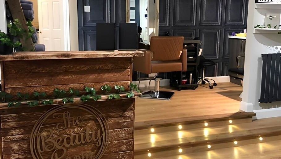 Elegant reception at Lyndsey Dunning Hair at The Beauty Room, Malton, England, GB with modern decor and soft lighting.