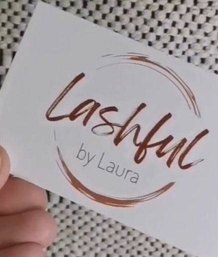 Lashful by Laura 2paveikslėlis