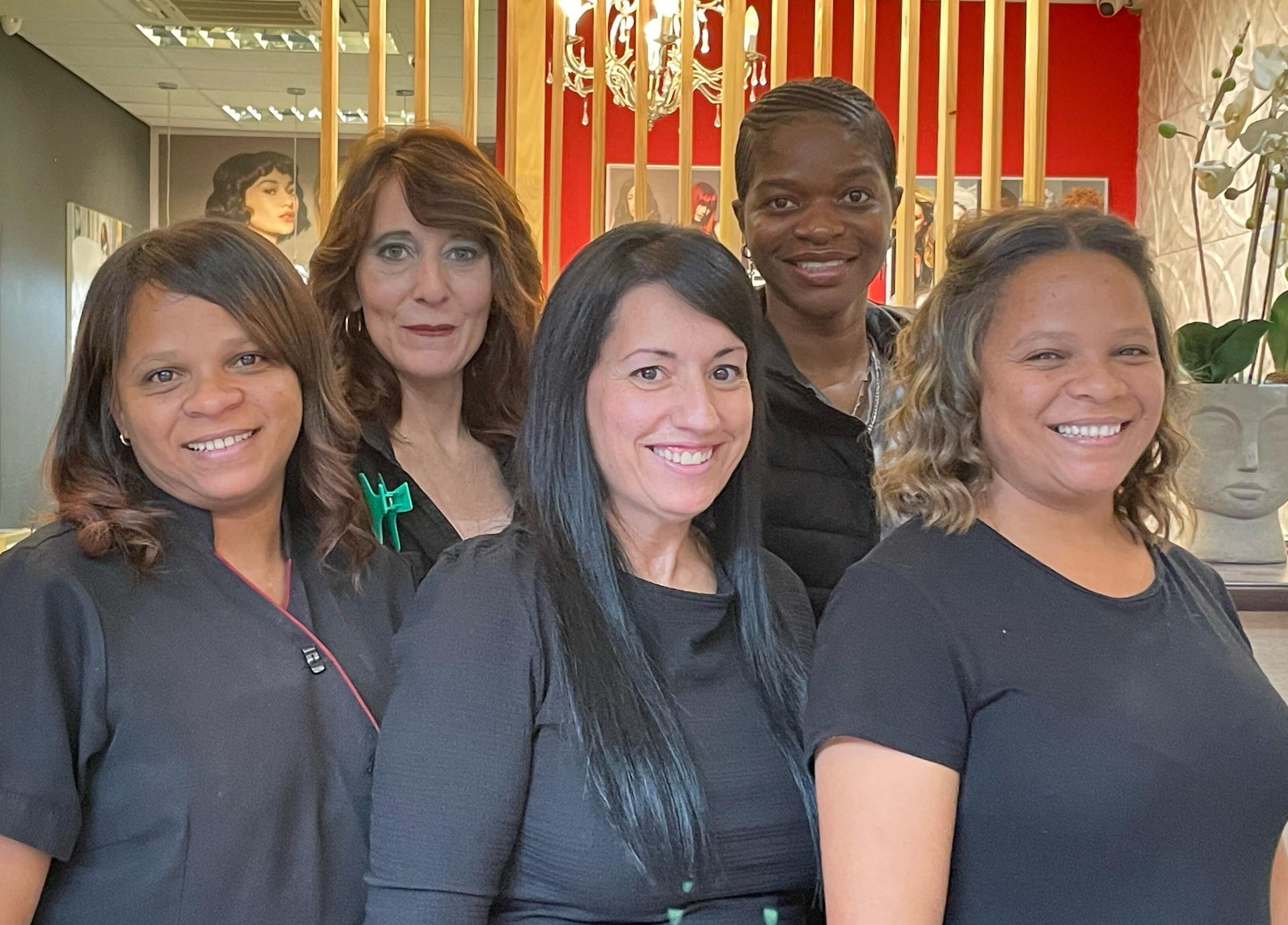 Friendly staff at Arriba Salon in Cape Town, Western Cape, ZA, ready to provide exceptional beauty services.