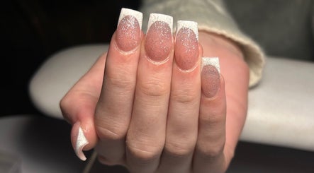 Belle’s Nails