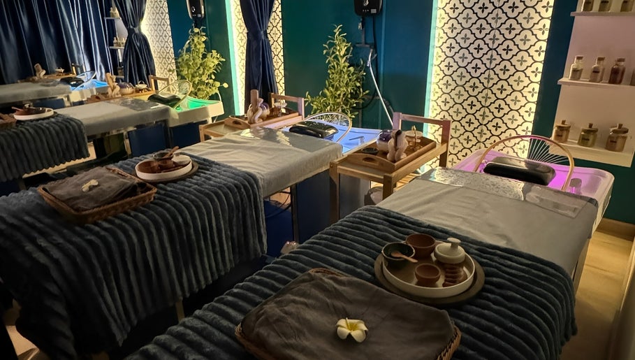 Relaxing spa beds at MIMPI Natural Headspa & Salon, Kuala Lumpur, Wilayah Persekutuan Kuala Lumpur, MY.