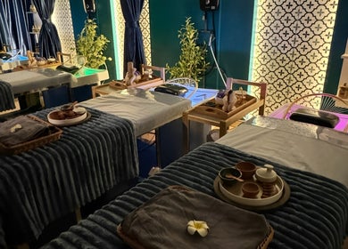 Relaxing spa beds at MIMPI Natural Headspa & Salon, Kuala Lumpur, Wilayah Persekutuan Kuala Lumpur, MY.