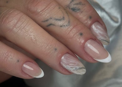 Arte de unhas com design requintado no Nail Designer em Braga, Braga, PT.