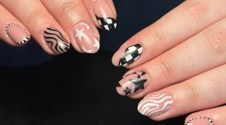 Oh Nails by Lauren