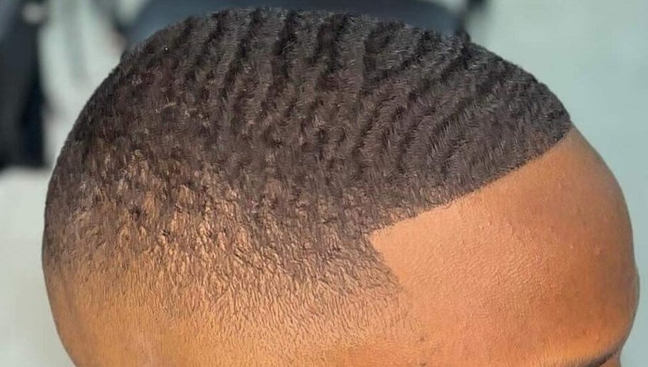 Loshua's Barbershop изображение 1