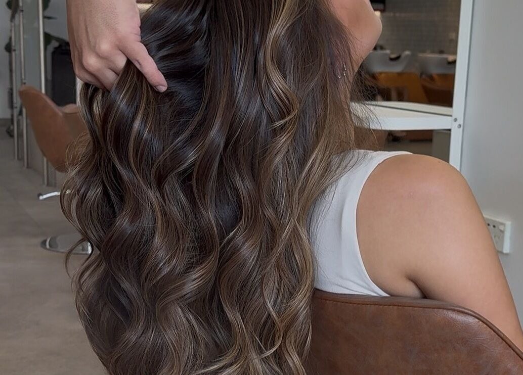 Stylish wavy hair design at Mane Painters in Kingsgrove, NSW, AU