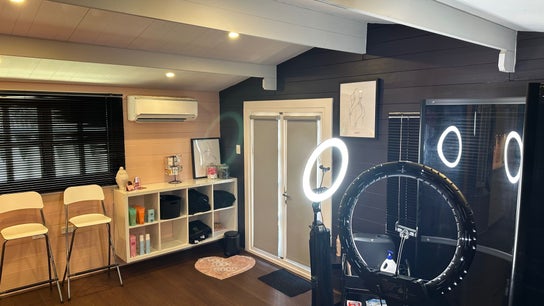 Bronzed Body Spray Tan Studio