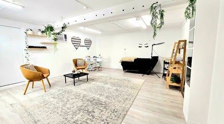 Elegant and modern interior of Roshies Eyelash Extension & Brows, Kings Langley, New South Wales, AU.