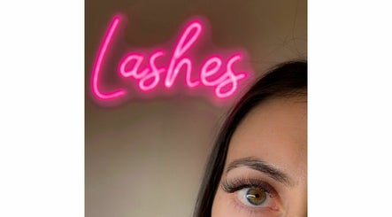 Lashes by Lexi image 3