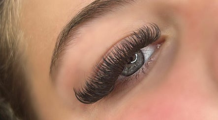 Lashes by Libby kép 3