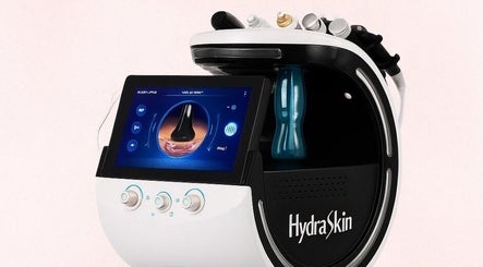 HydraSkin machine for facials at Laura Louise Massage Therapist in Didcot, England, GB.