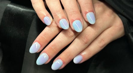 Lux Nails afbeelding 3