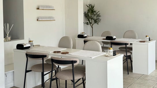 Calma Salons - Chester
