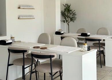 Calma Salons - Chester's elegant nail care stations in Chester, England, GB, with modern decor.
