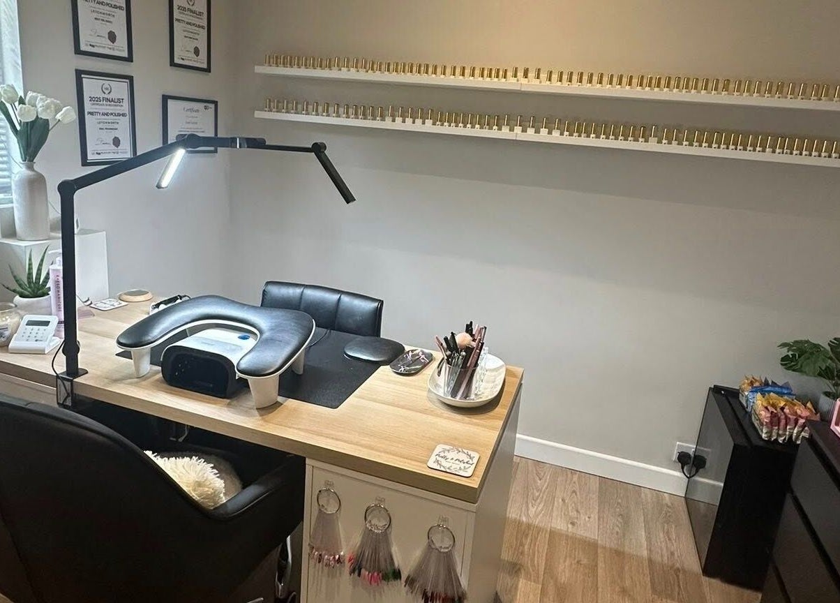 Pretty and Polished's elegant nail station in Sandy, England, GB, featuring nail tools and serene decor.
