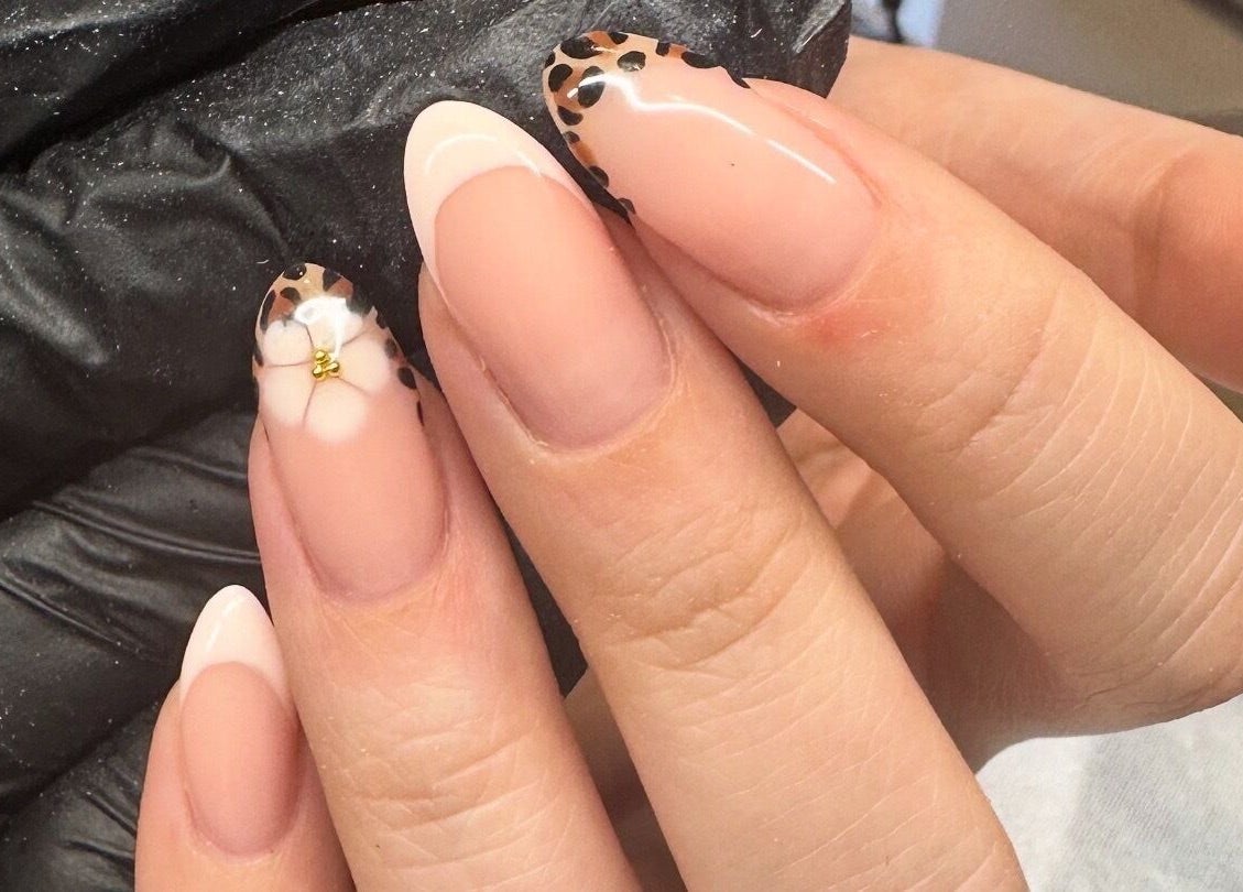 Leopard print nail art at Pretty and Polished, Sandy, England, GB.