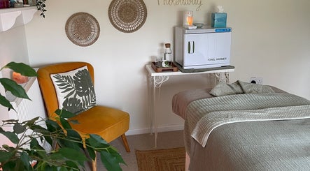 The Holistic Hideaway