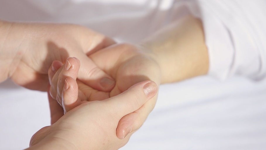 Siri’s wellness Massage image 1
