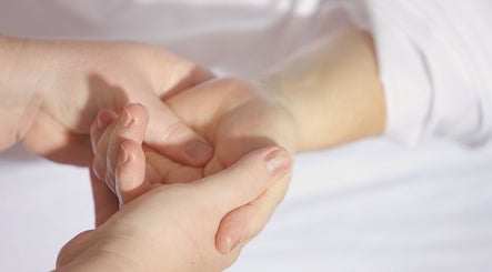 Siri’s  Massage