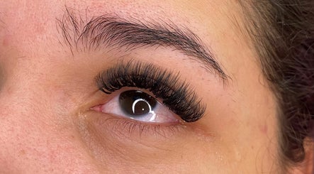 Vaniii Lashes