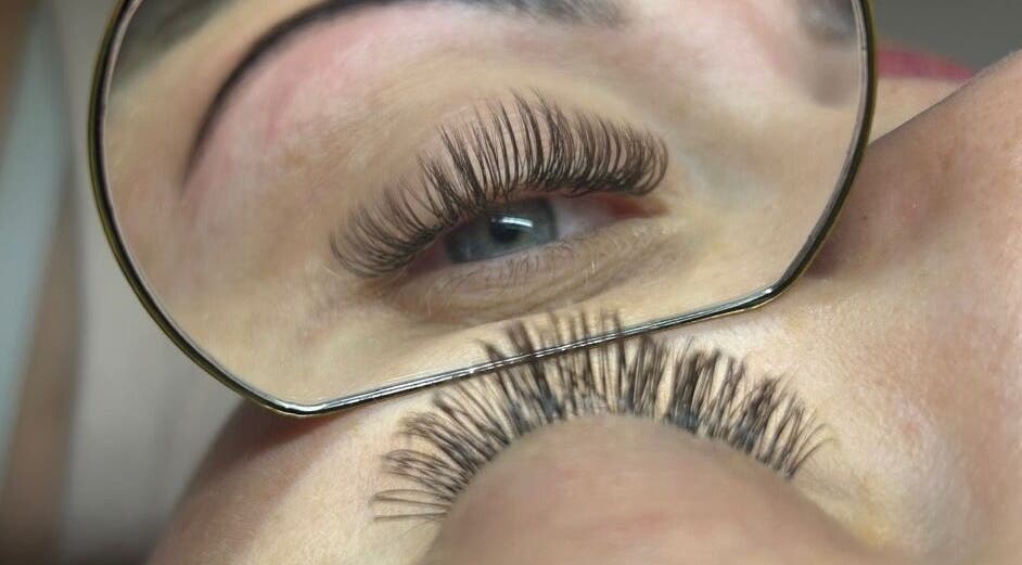Close-up of eyelash extensions at Nancy’s Lashes and Brows, Clacton-on-sea, England, GB.