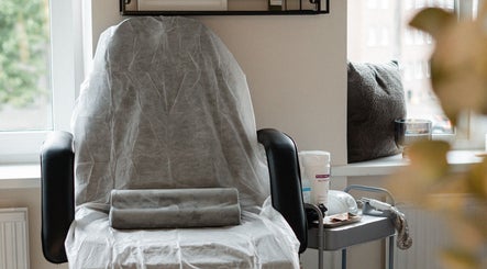 Cozy treatment chair at Diana Lissova | Maniküür Pediküür | Deeliss Oü in Tallinn, Harju maakond, EE.