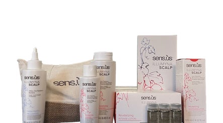 Prodotti Sens.ùs per capelli a Stile 2000 acconciature, Colonna, Lazio, IT.