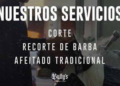 Cartel de servicios en Bully's Barber Club, Paraná, Entre Ríos, AR, destacando cortes y afeitados tradicionales.