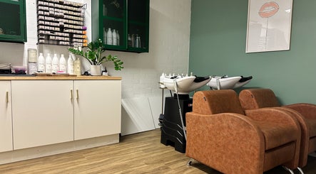 Astair Organic Hair & Make-Up Dunsborough – obraz 2