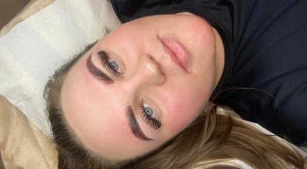 Meabh Keane Lashes, bild 2