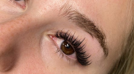 Meabh Keane Lashes, bild 3