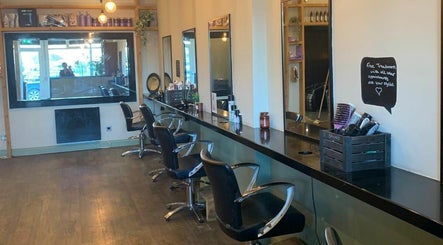 House of Hair Foresthall – kuva 3