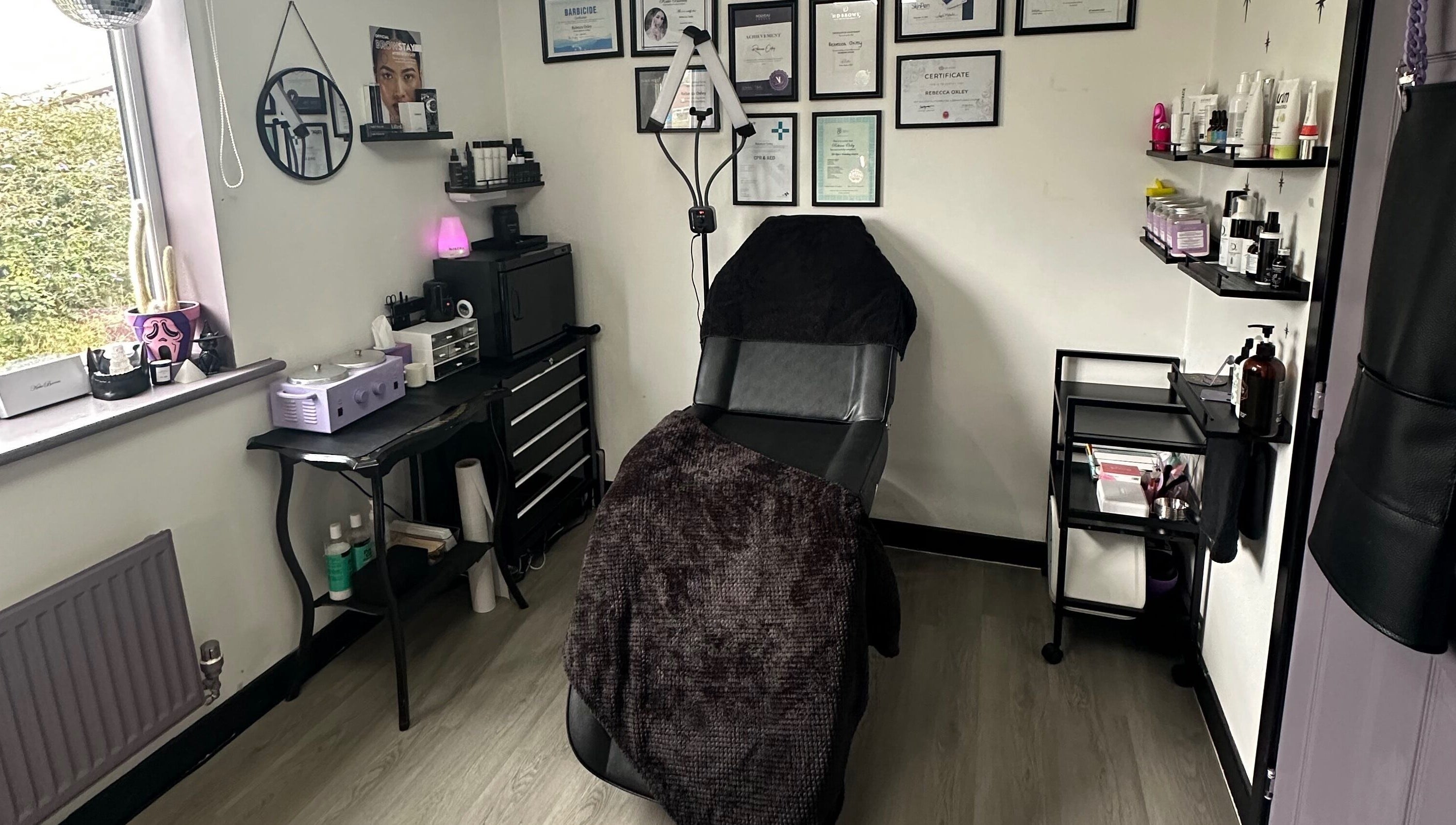 Relaxing treatment room at Savage Skin and Beauty in Stockton-on-tees, England, GB.