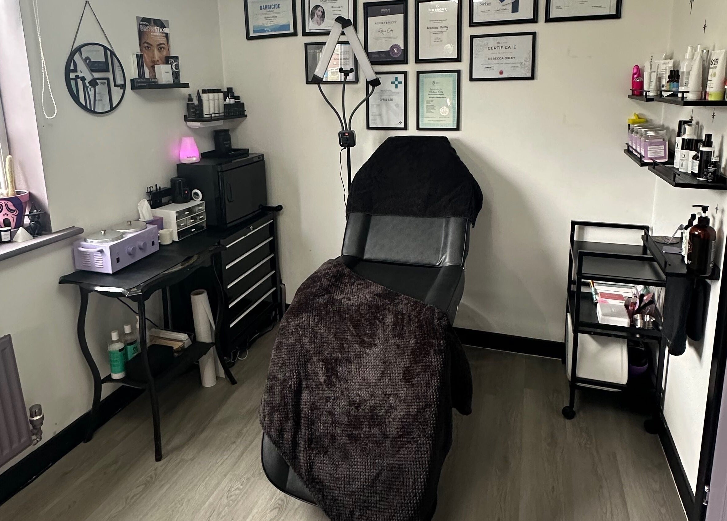 Relaxing treatment room at Savage Skin and Beauty in Stockton-on-tees, England, GB.