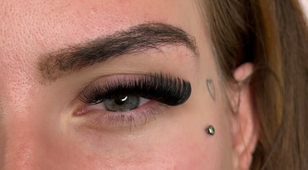 Electric Lashes Uk