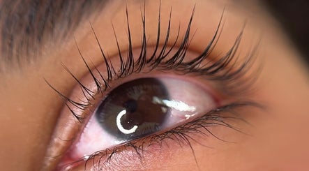 Electric Lashes Uk
