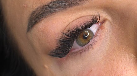 Close-up of expertly crafted eyelash extensions at Electric Lashes Uk, Bedford, England, GB.