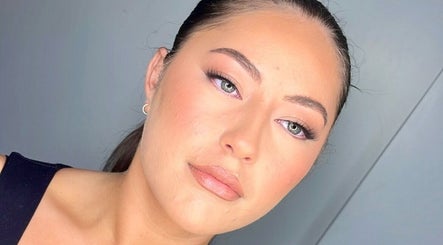 Immagine 2, KJ Makeup Artist