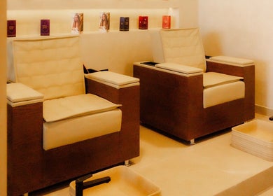 Comfy pedicure chairs at Tribes Men's Spa & Salon, Mazoon St, Muscat, Muscat Governorate, OM.