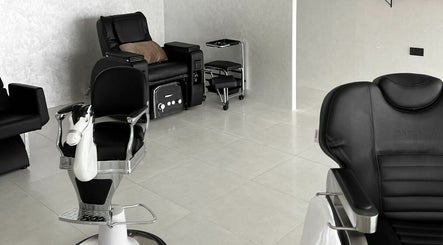 Kev Lounge Barber