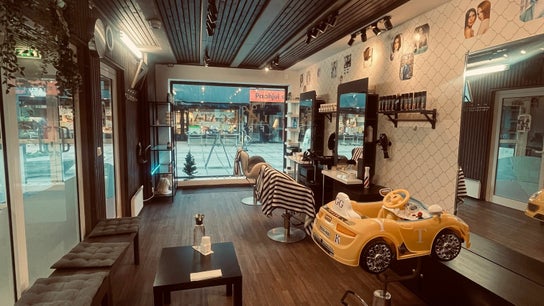 Langgata Frisør & Barbershop