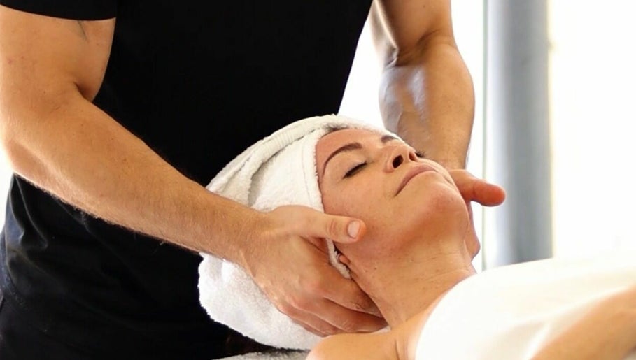 Kristo Kristov Massage Therapy billede 1