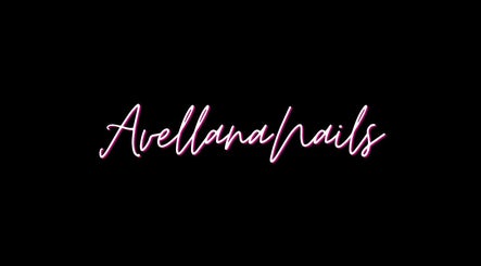 Avellana Nails